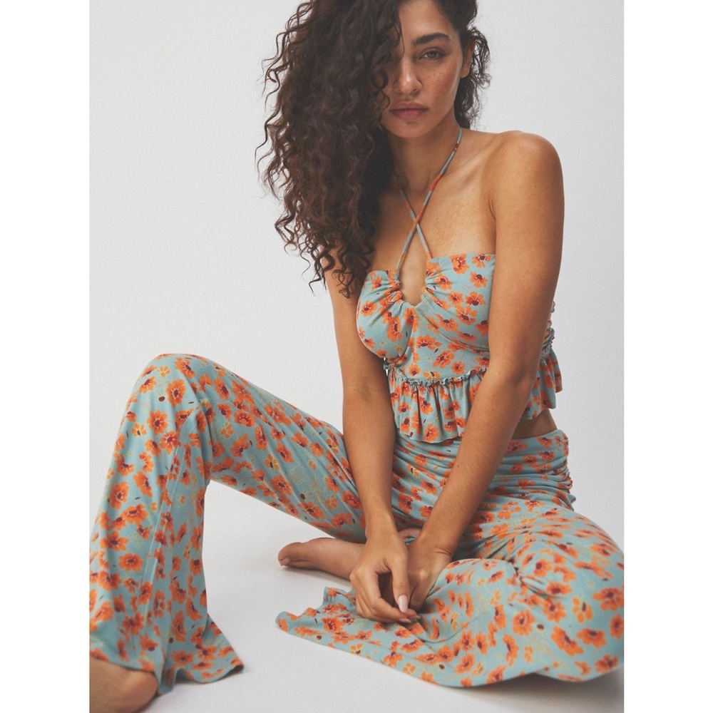 Free People Ginger Rose Set Floral halter top and flare pants Women’s M‎